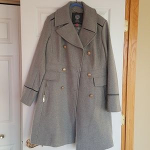 Vince Camuto Large Light Gray wool coat